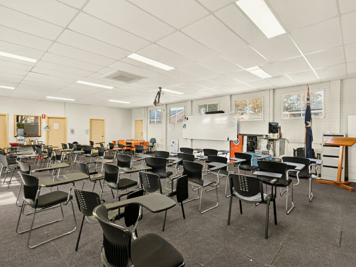 25 Mimosa Avenue, Toongabbie - image 3