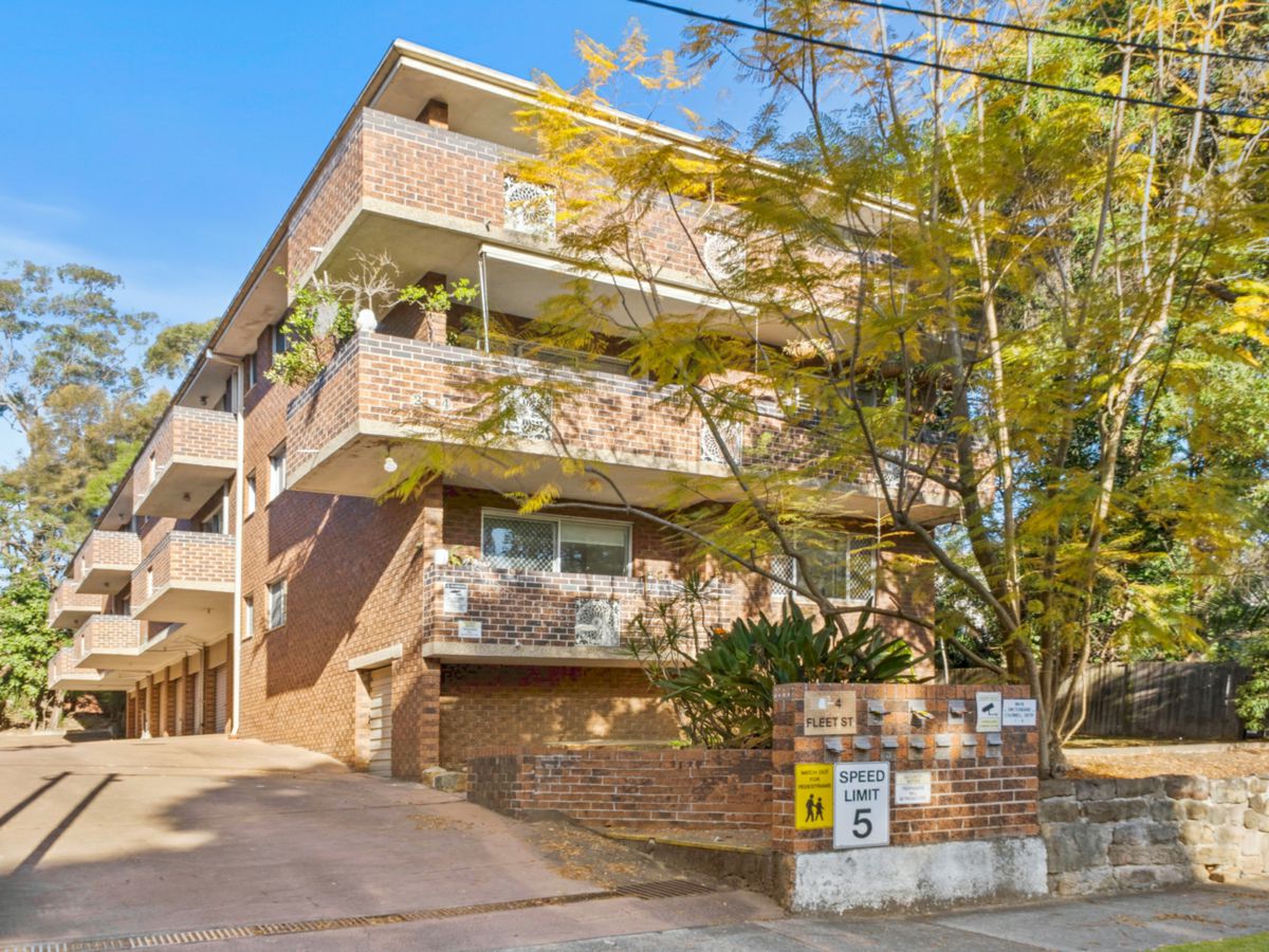 1/4 Fleet Street, North Parramatta - image 1