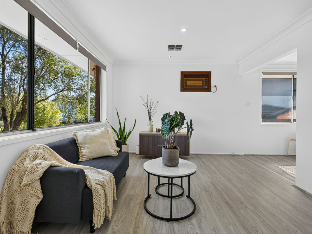 30 Madonna Street, Winston Hills - image 2