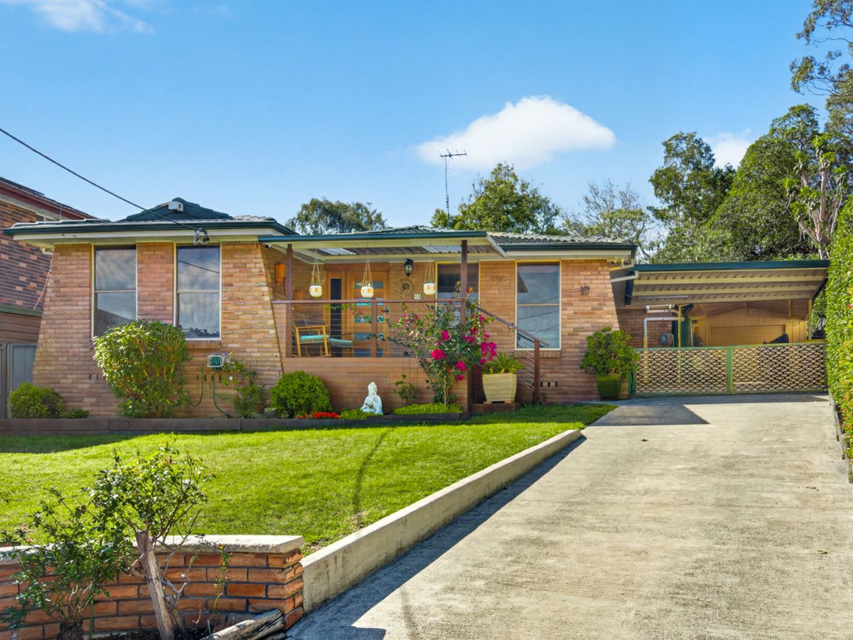 13 Hull Place, Seven Hills - image 1