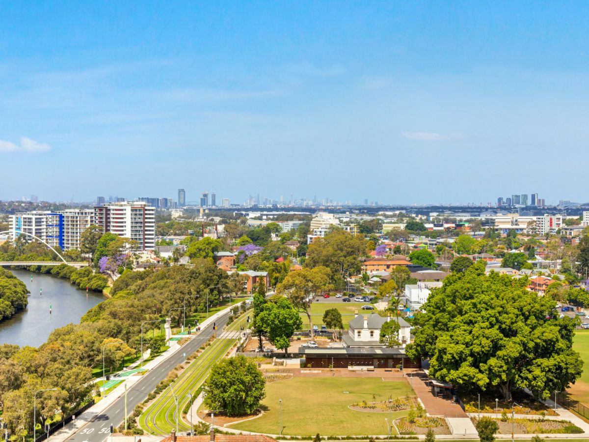 113/109 George Street, Parramatta - image 2