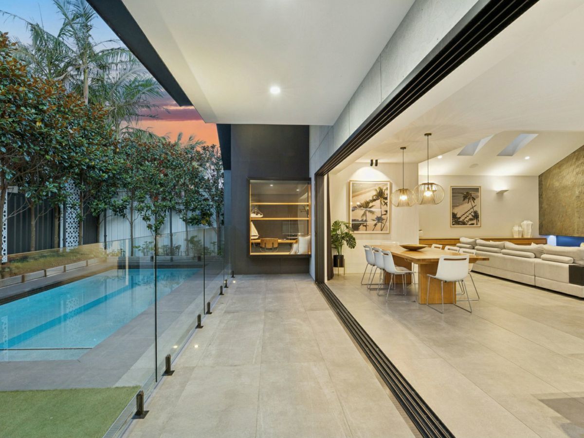 8 Binburra Avenue, Toowoon Bay - image 2