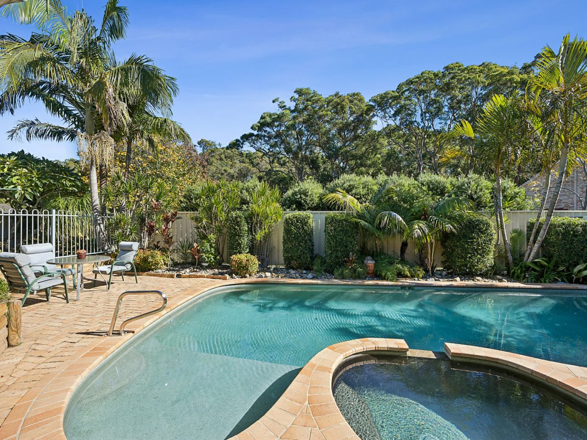 25 Molsten Avenue, Tumbi Umbi - image 1