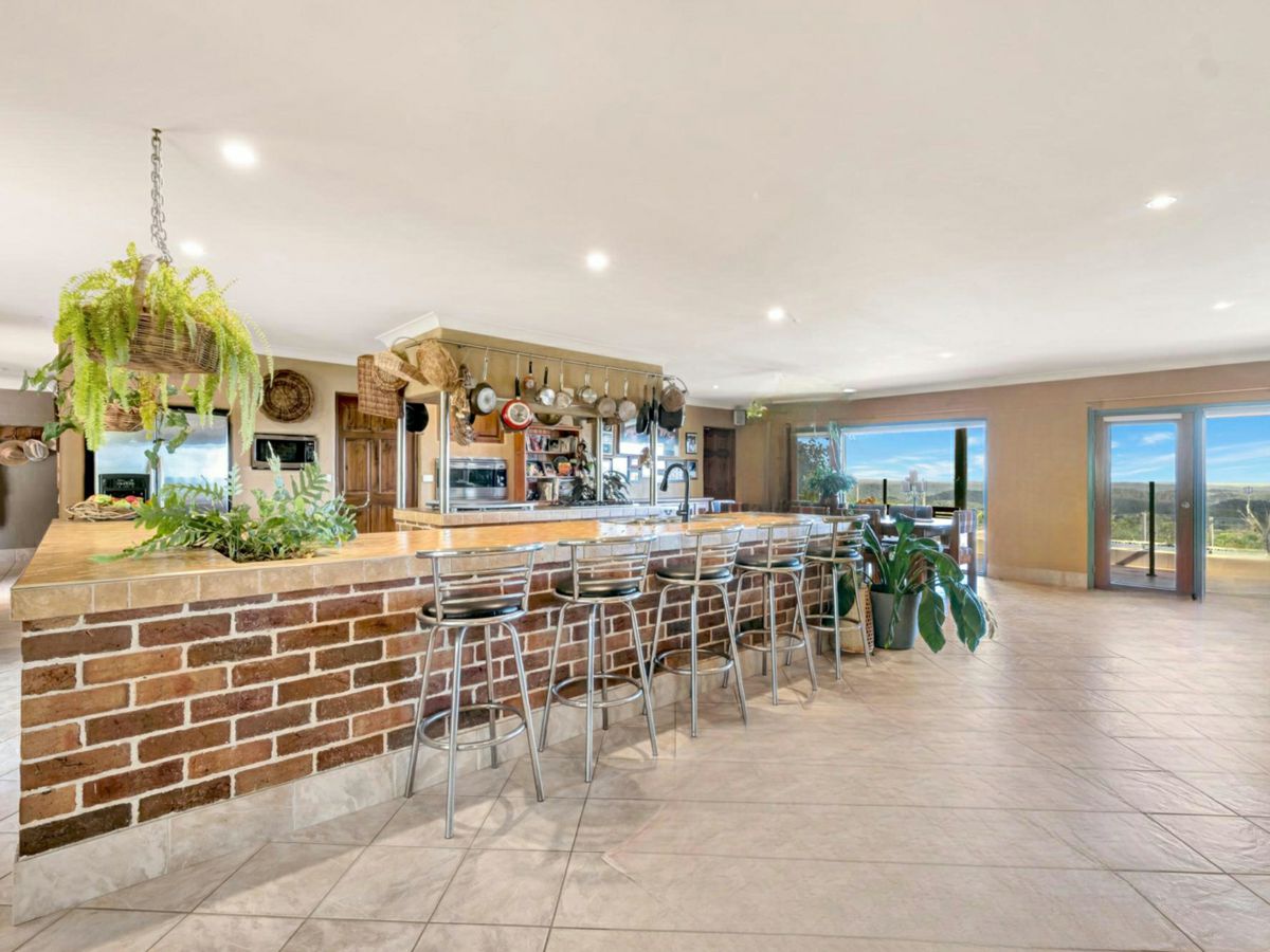 939 George Downes Drive, Kulnura - image 2