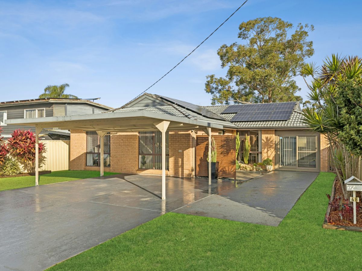 48 Gregory Street, Berkeley Vale - image 1