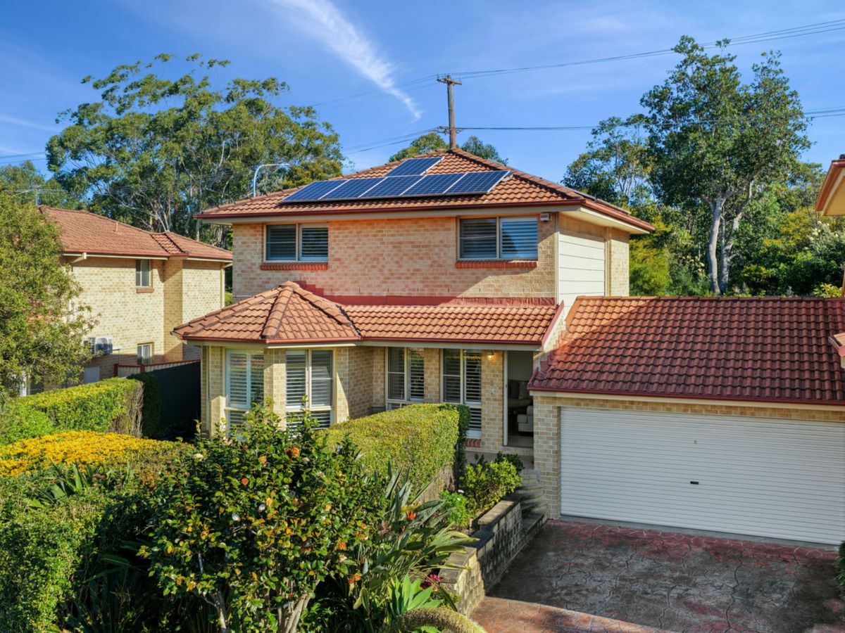 2 Madison Place, Berkeley Vale - image 1
