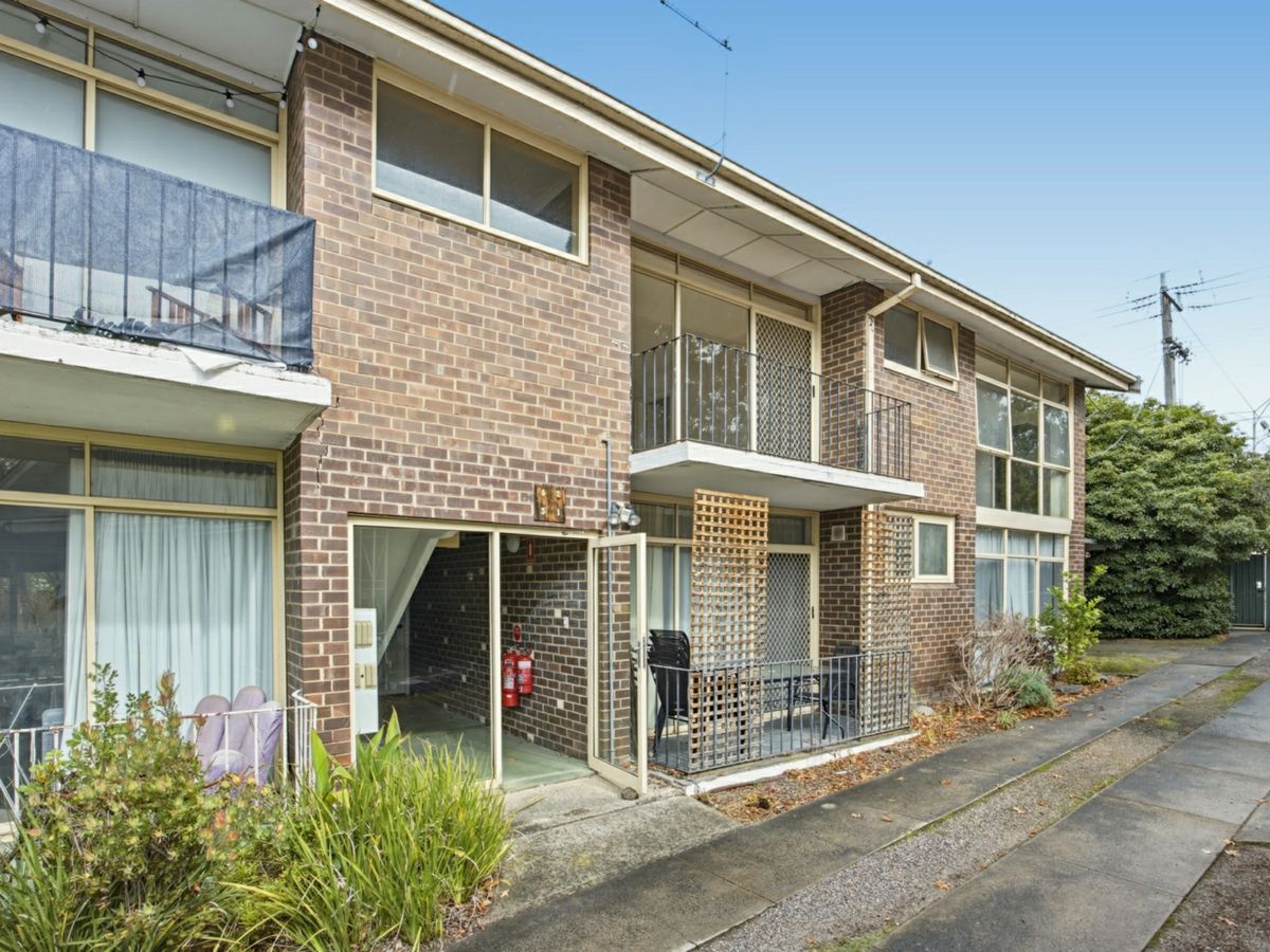 2/128 Mt Dandenong Road, CROYDON