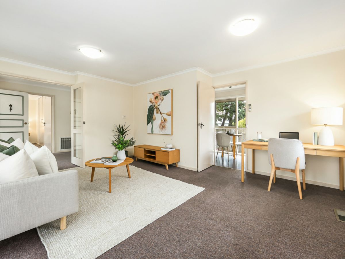 8/23 William Road, Croydon - image 3