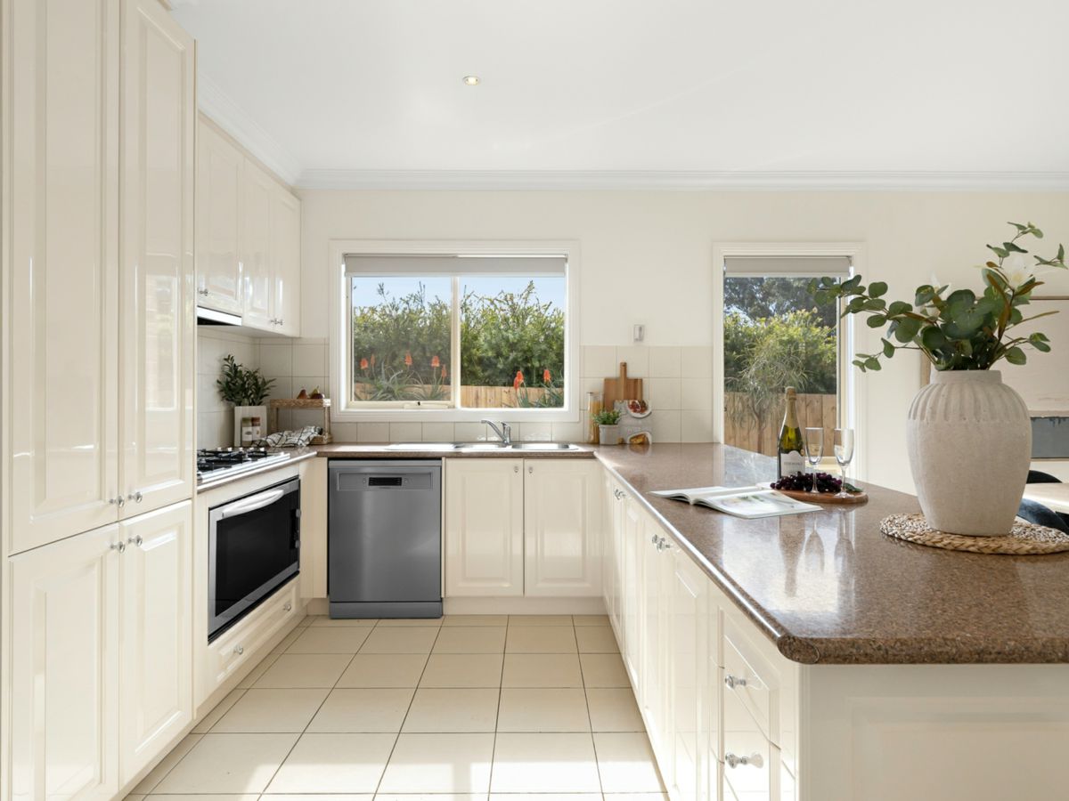 7/37 Holloway Road, Croydon North - image 3