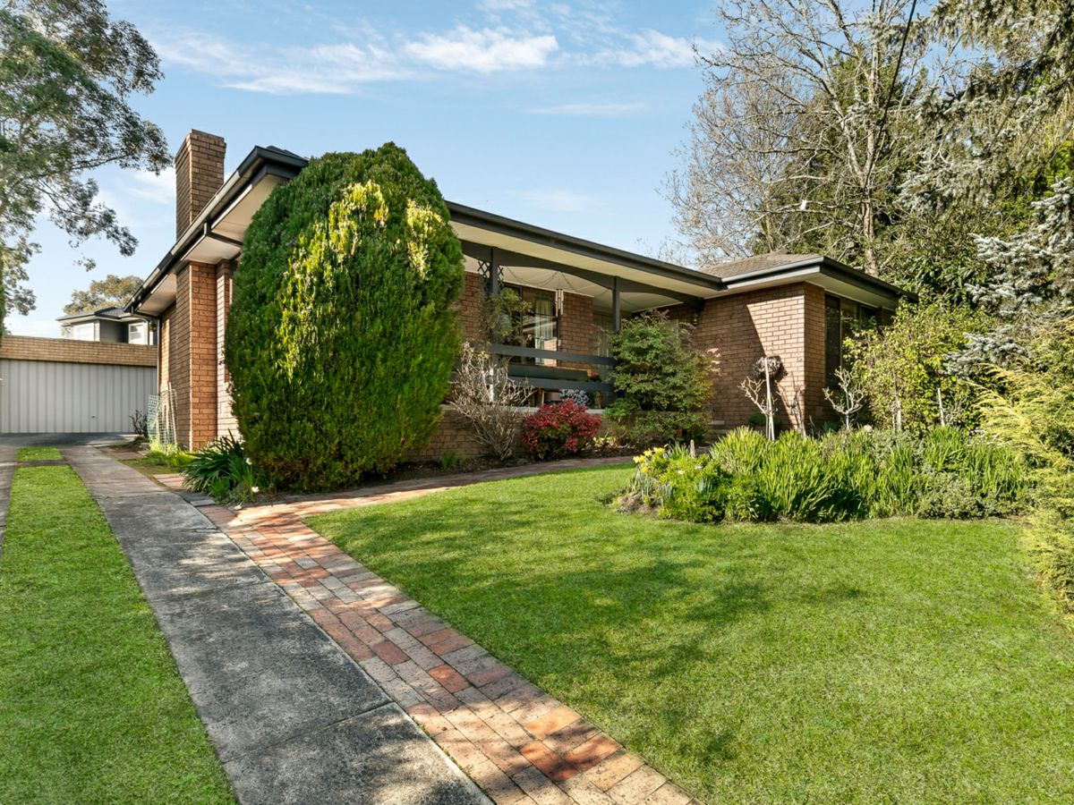 2 Tibari Court, Croydon - image 1