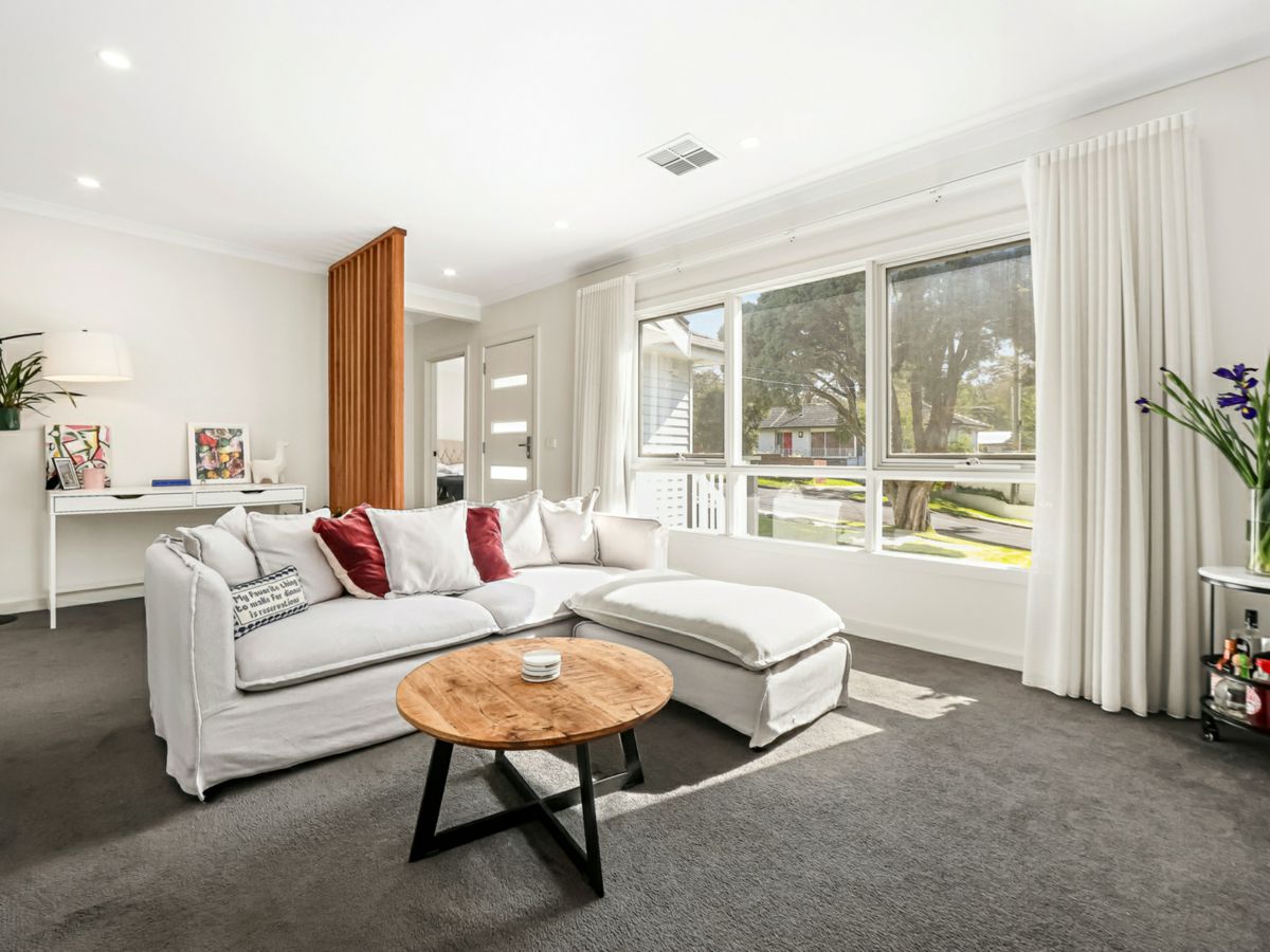 23 Lucille Avenue, Croydon South - image 2