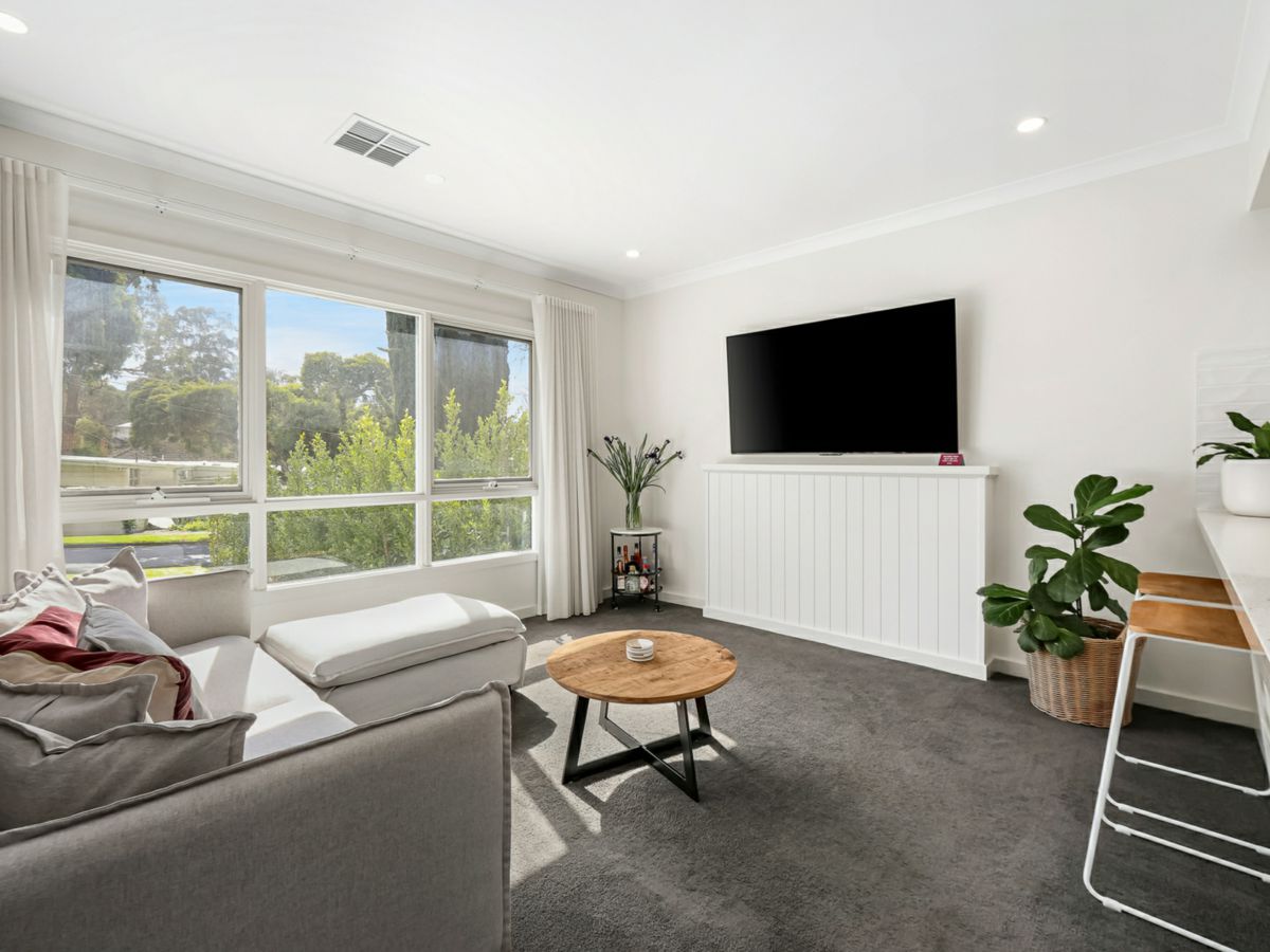 23 Lucille Avenue, Croydon South - image 3