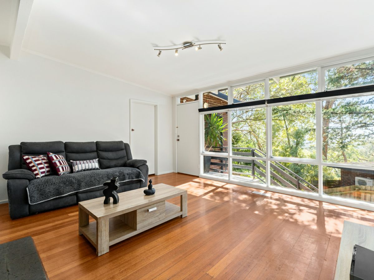 22 Sunrise Hill Road, Montrose - image 2