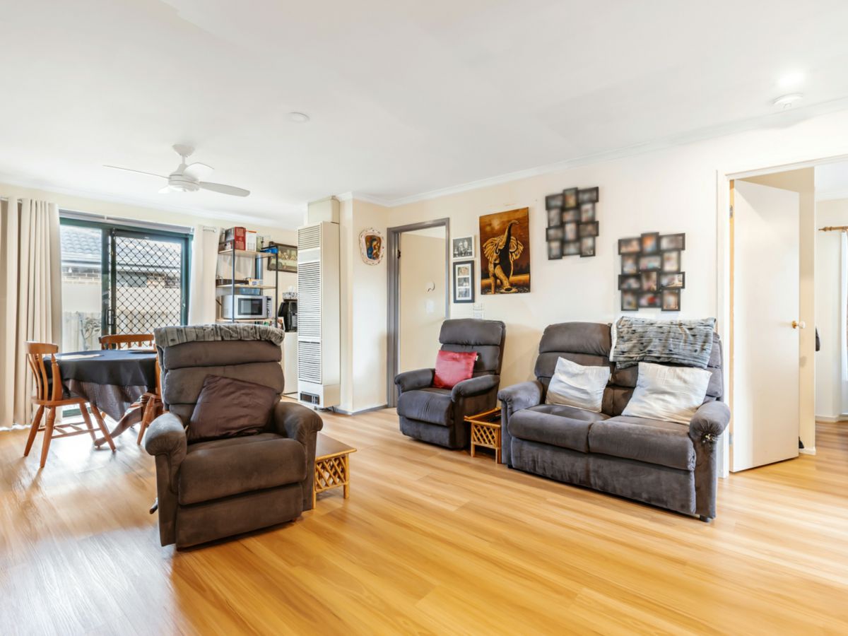 35A Glendale Court, Kilsyth - image 3