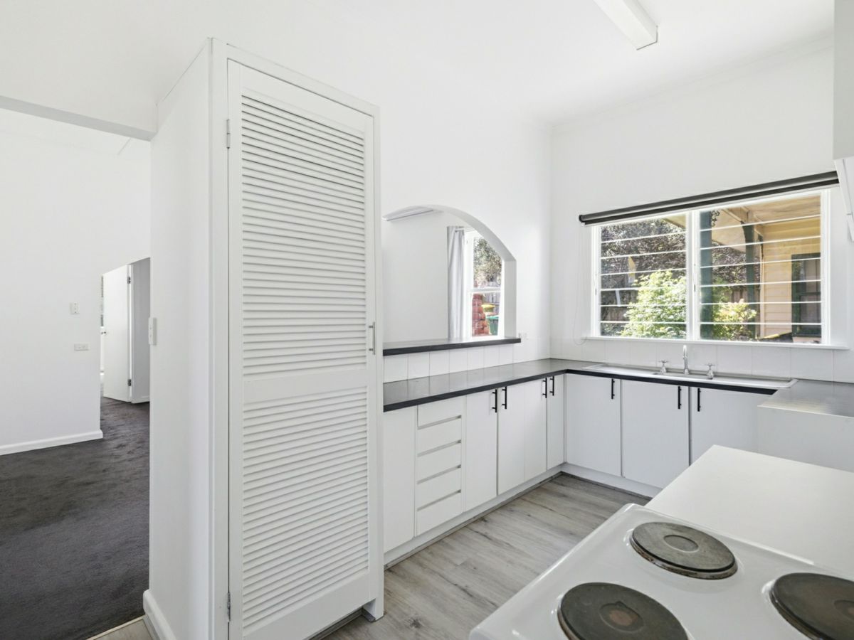 10 Zealandia Road East, Croydon North - image 3