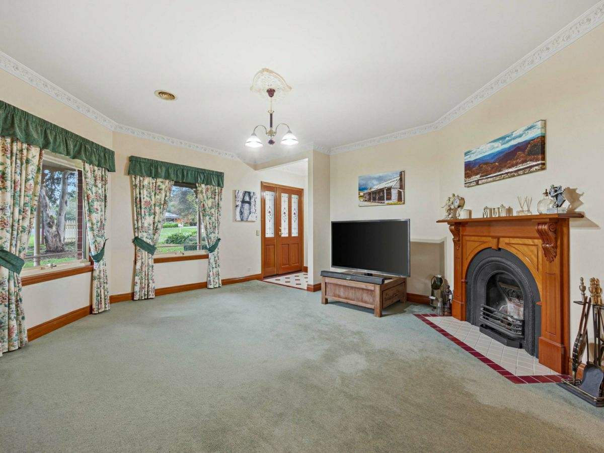 502 Yuille Street, Buninyong - image 2