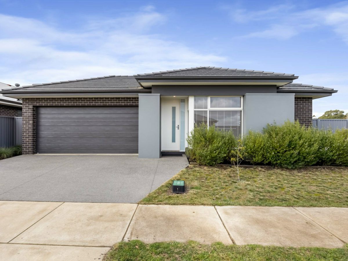 19 Nikolaos Street, Smythes Creek - image 1