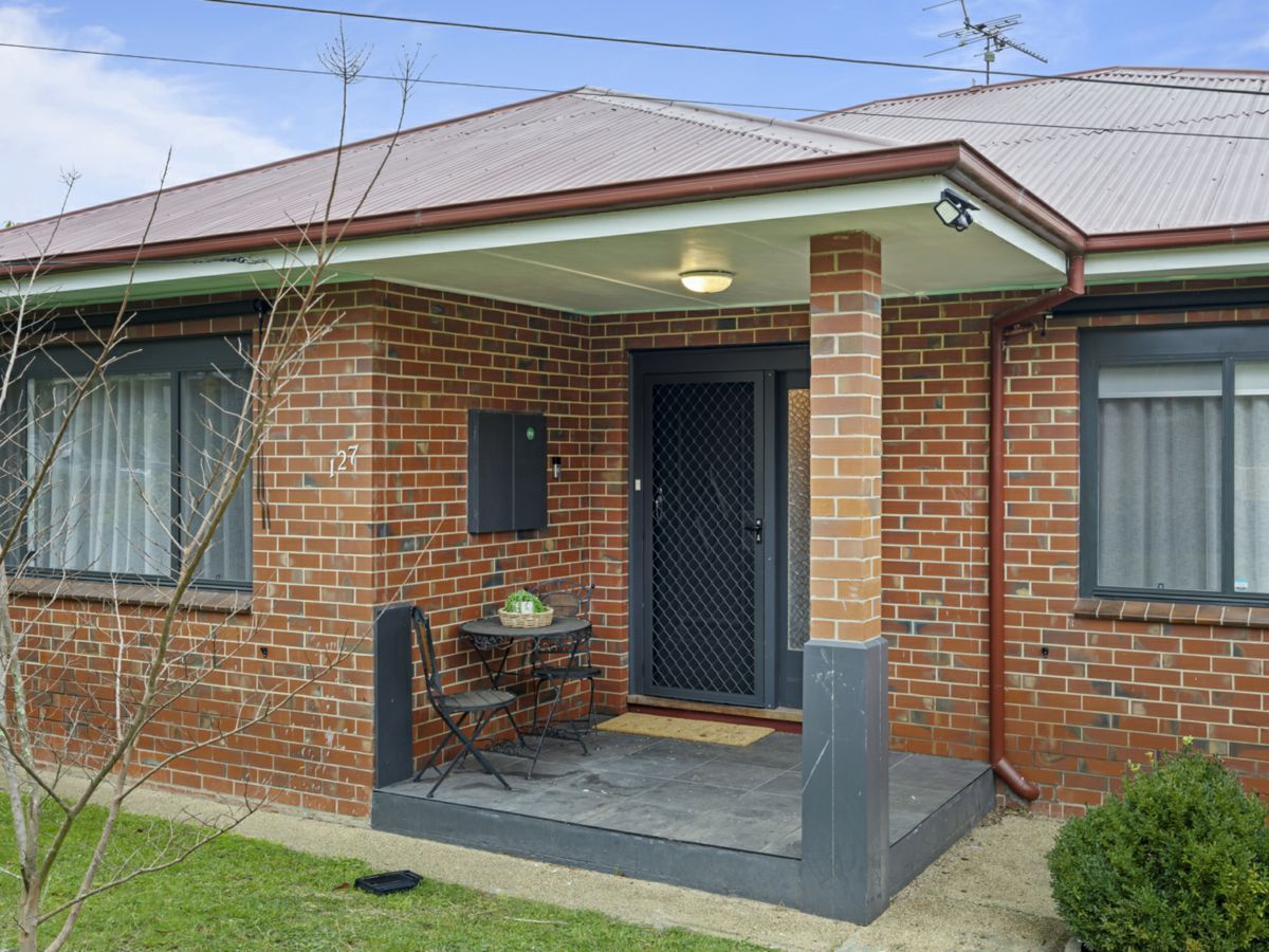 127 Ryan Street, Brown Hill - image 2