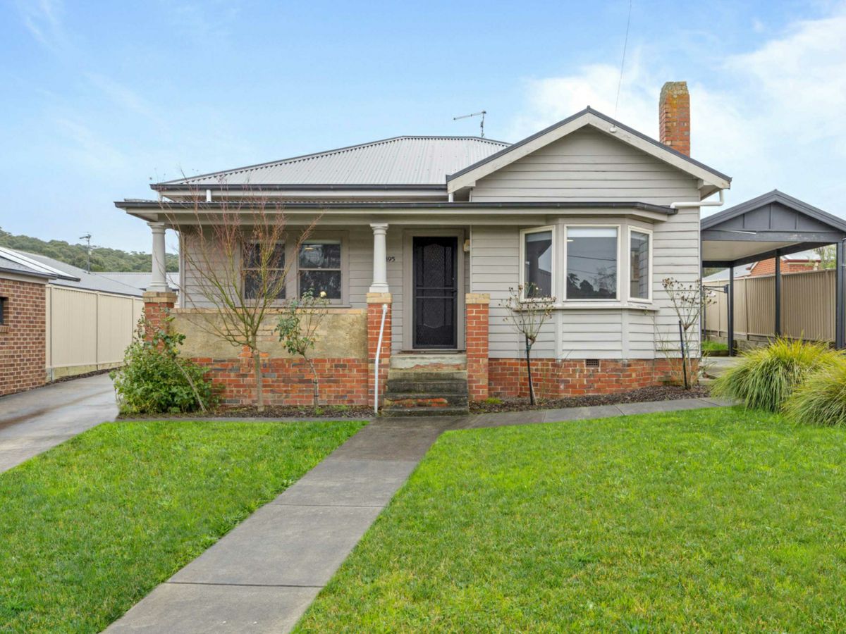 1/395 Humffray Street North, Brown Hill - image 1