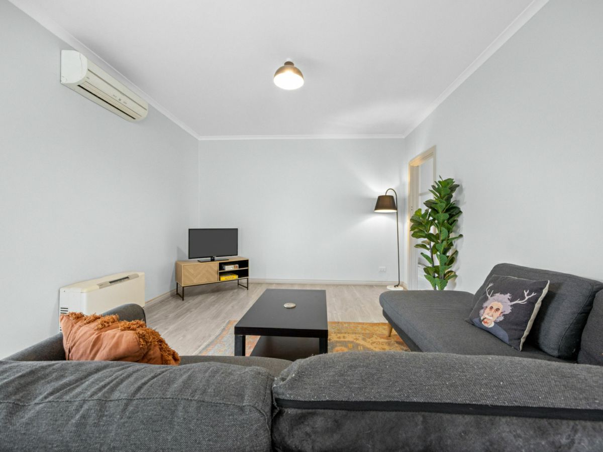 1/395 Humffray Street North, Brown Hill - image 3