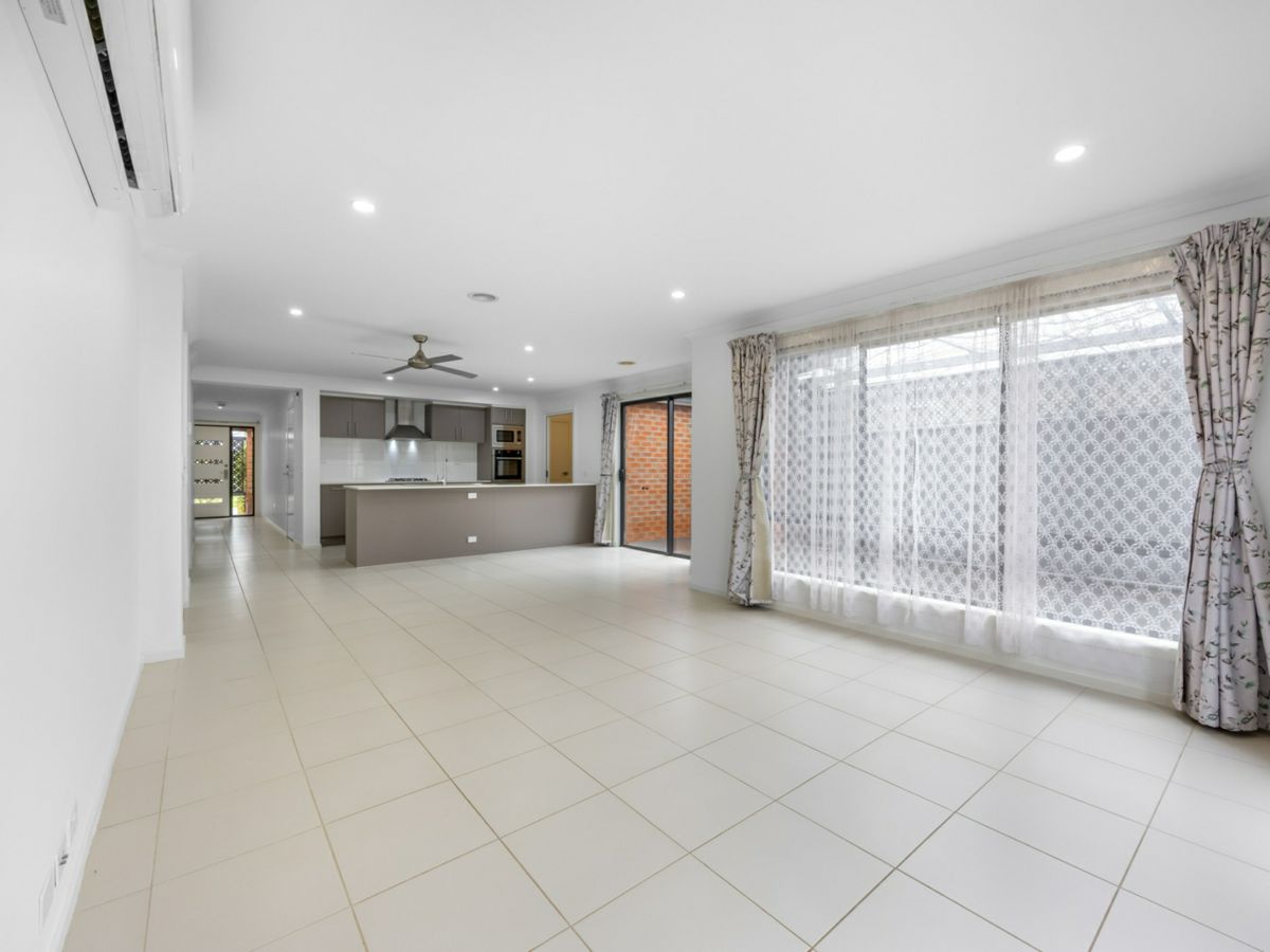 11 Gitsham Street, Lucas - image 2