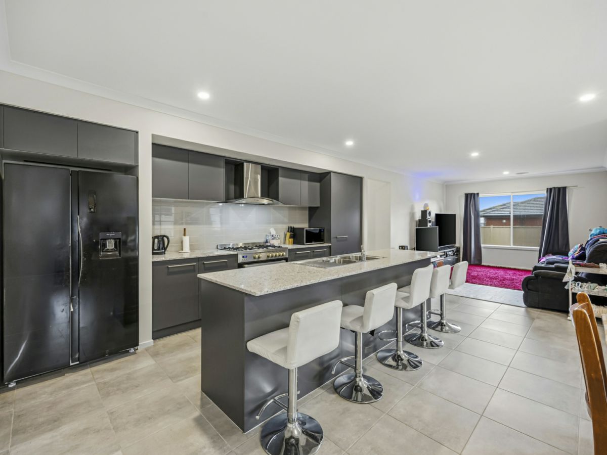 72 Wedge Tail Drive, Winter Valley - image 3