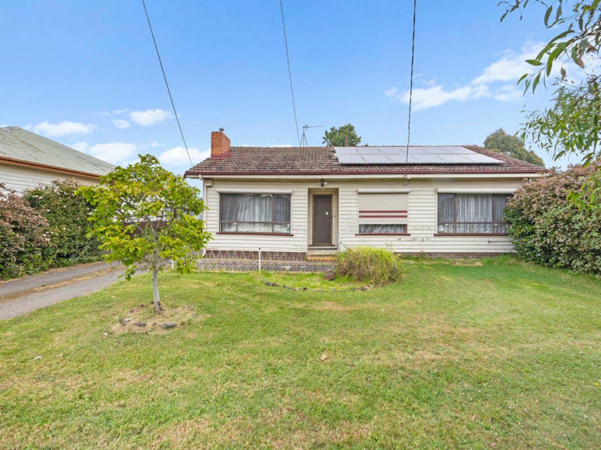 12 Kyle Street, Sebastopol - image 1