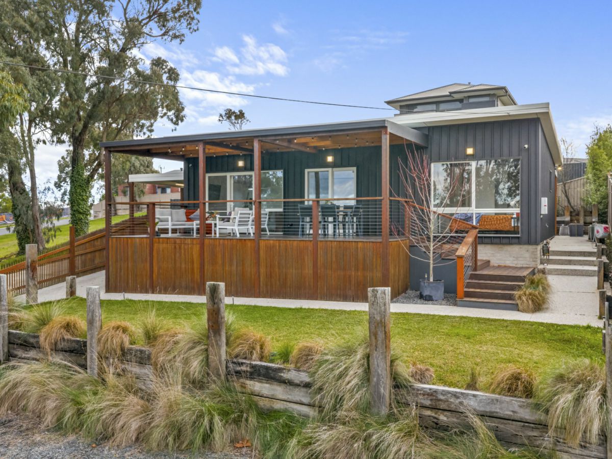 22 Dunn Street, Golden Point - image 1