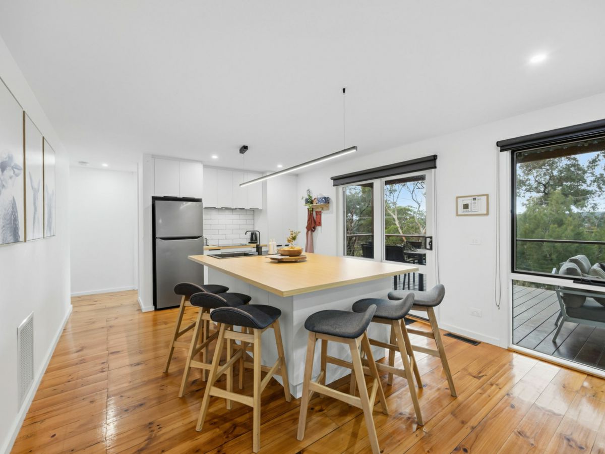 22 Dunn Street, Golden Point - image 3