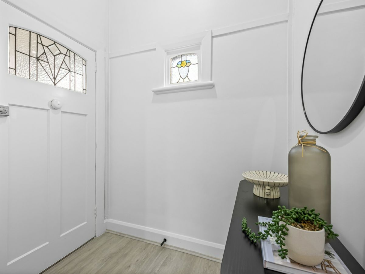 305 Main Road, Golden Point - image 2