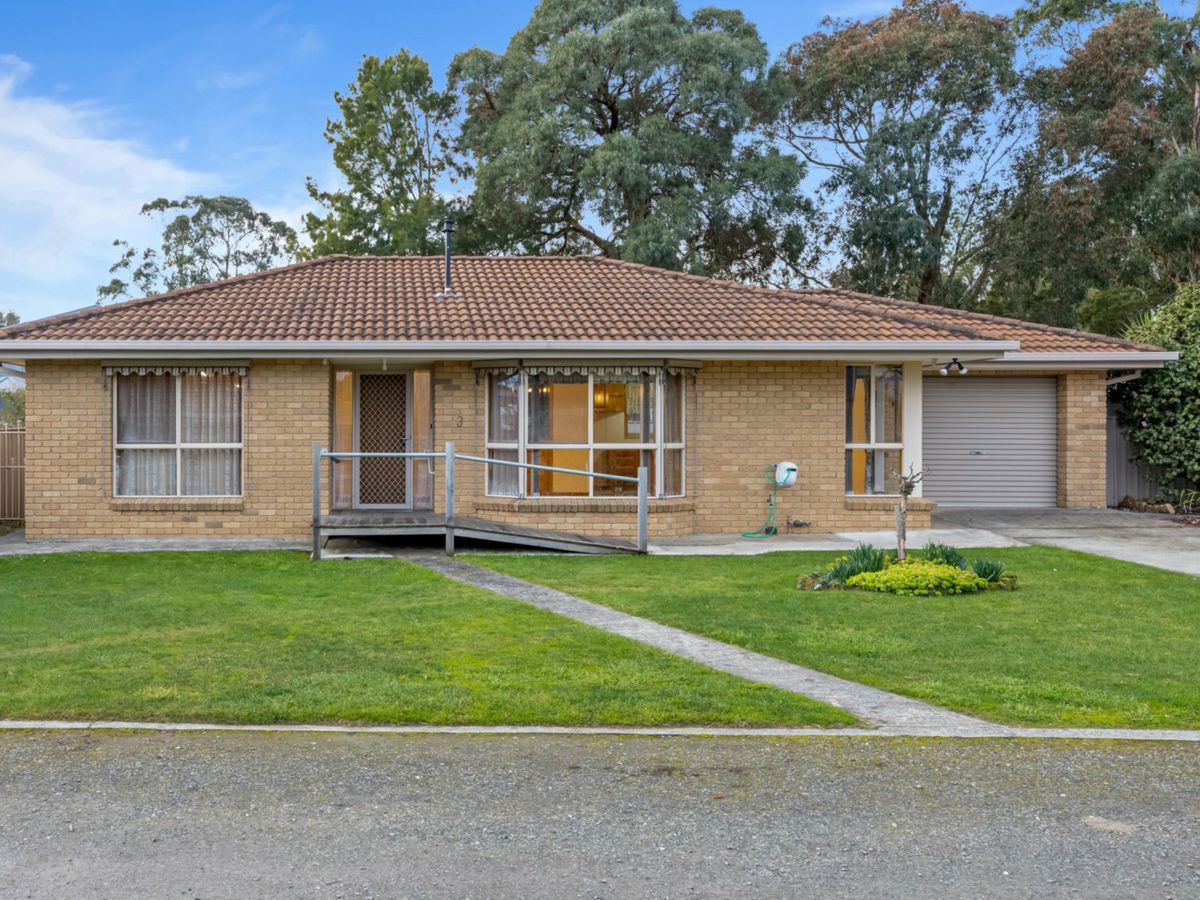 3/410 Kline Street, Ballarat East - image 1