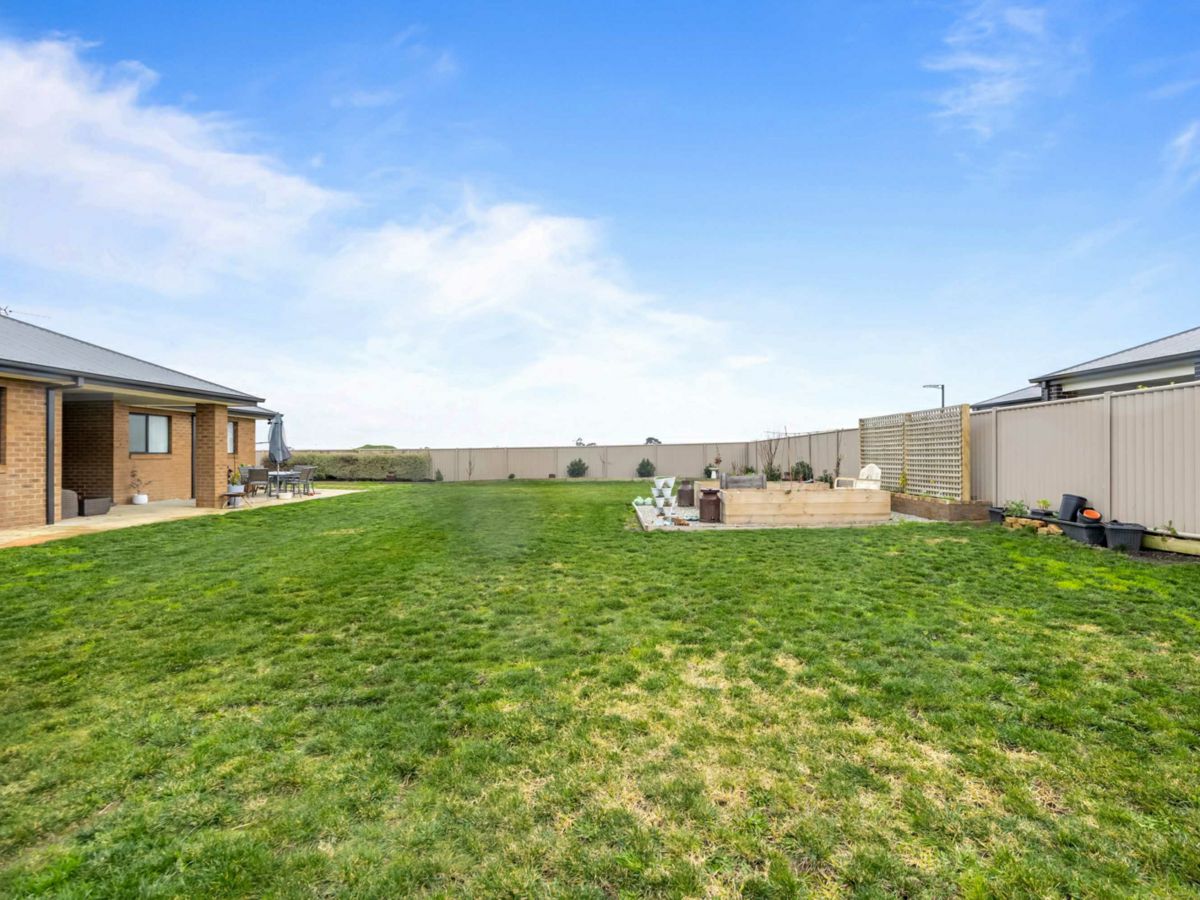 34 White Gum Way, Winter Valley - image 3