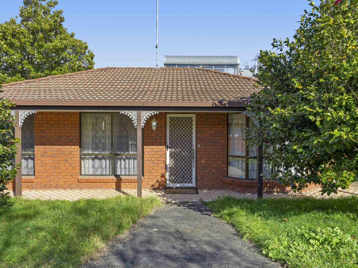2/406 Drummond Street South, Ballarat Central - image 2