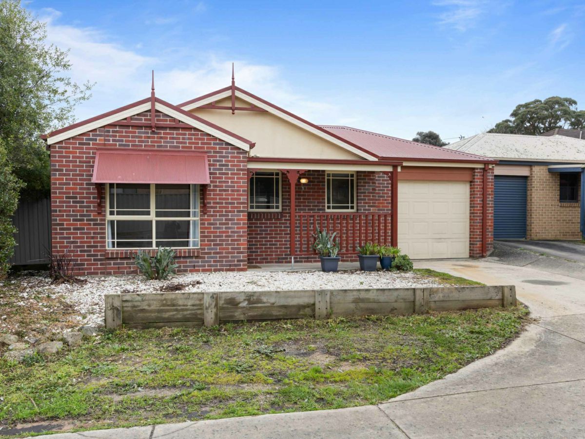 1/18 Heales Street, Mount Pleasant - image 1