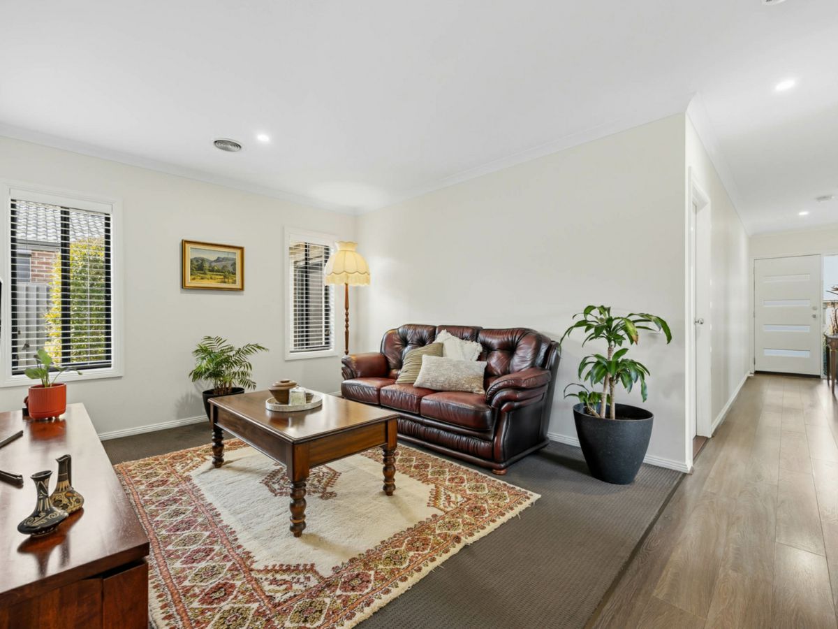 22 Wade Place, Lucas - image 2