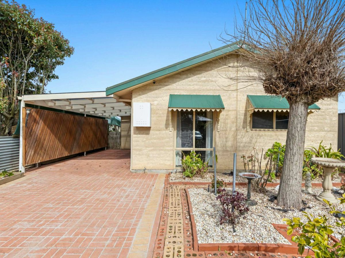 406 Finch Street, Ballarat East - image 2