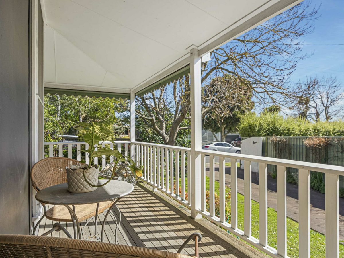3 Lovenear Grove, Ballarat East - image 3