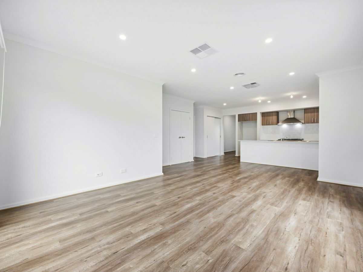 63 Kilkenny Drive, Alfredton - image 3