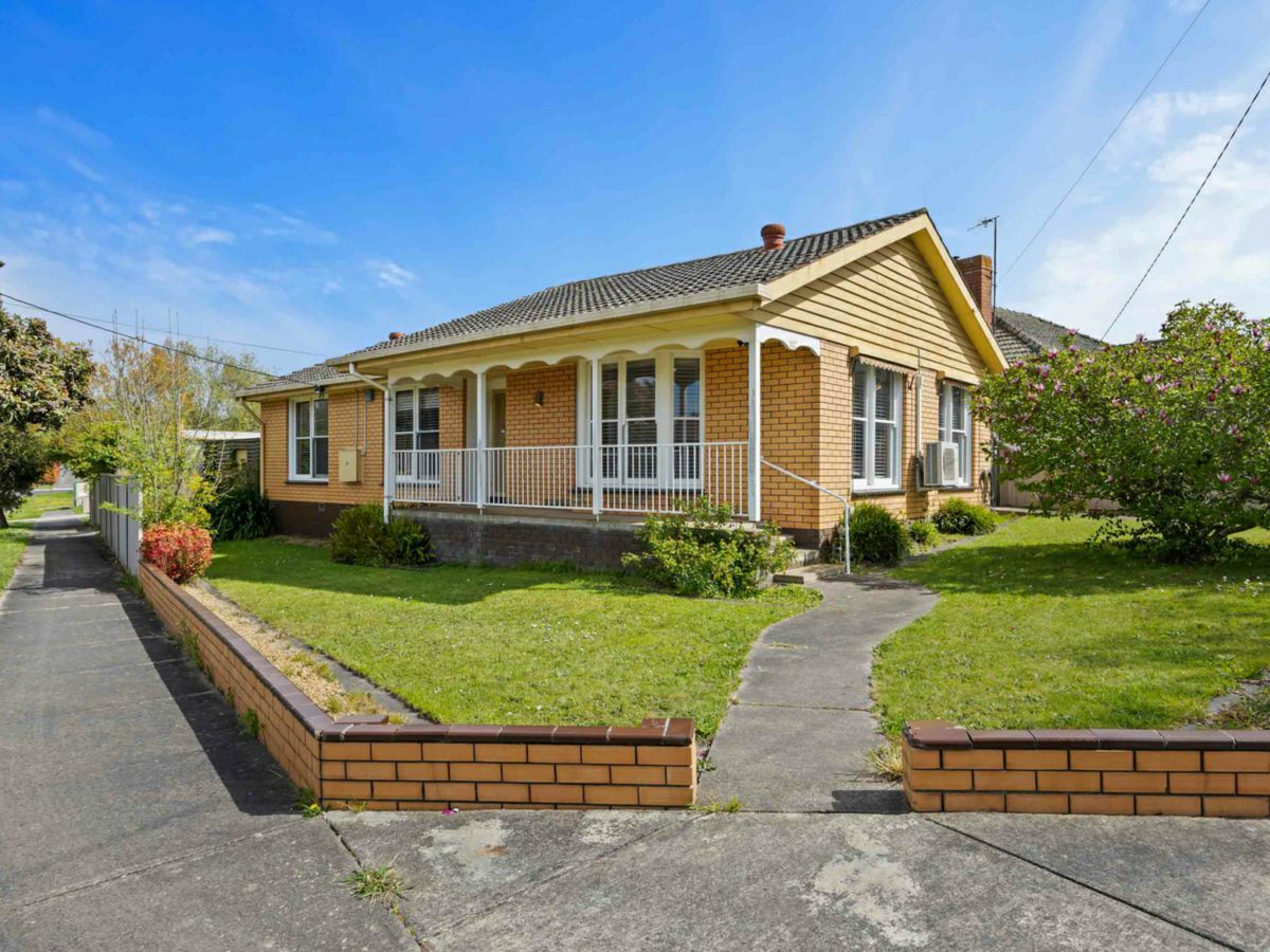 1117 Ligar Street, Ballarat North - image 1