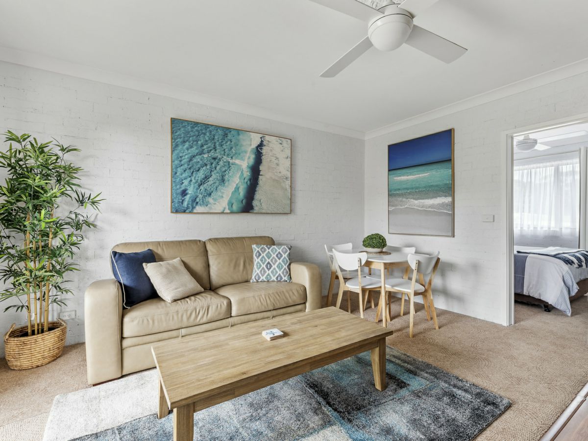 6/44 Ocean Street, Mollymook - image 2