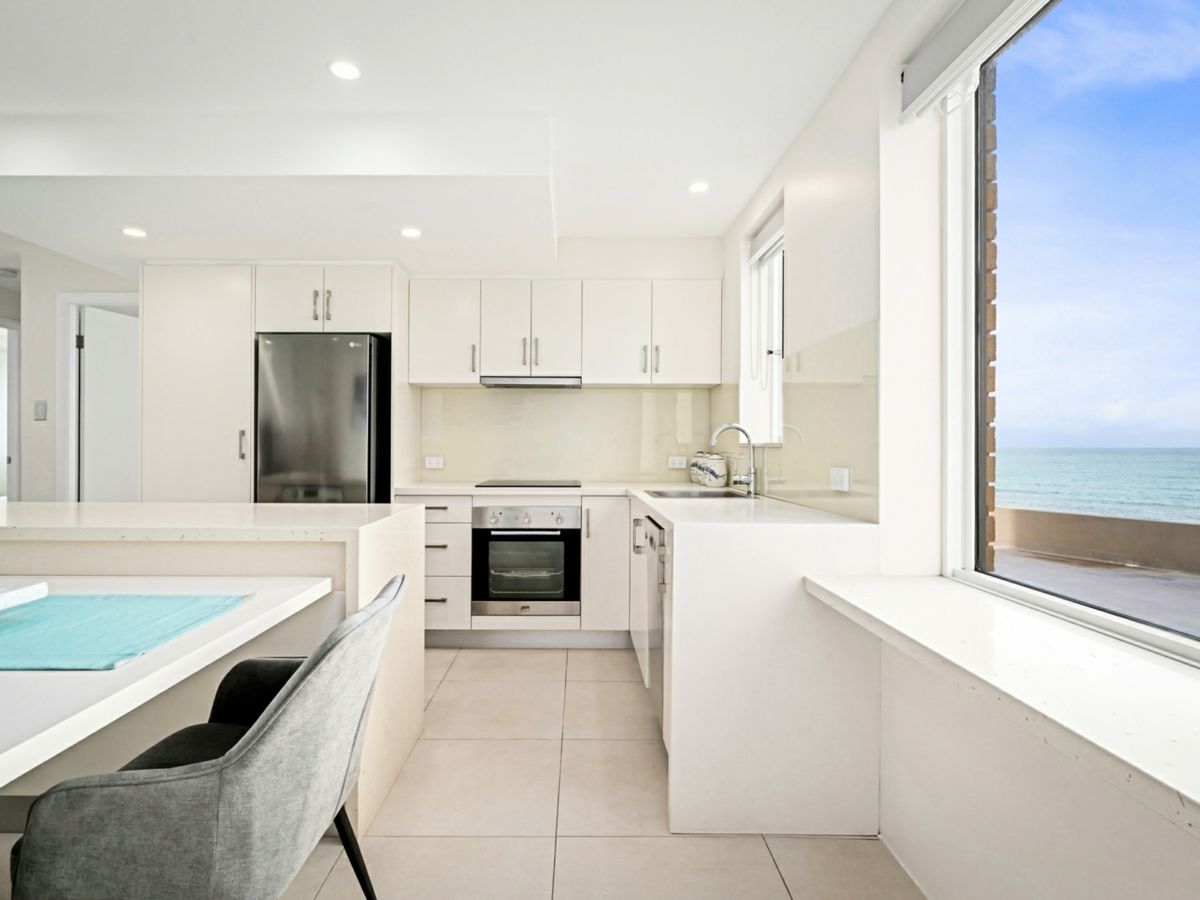 1/22 Coast Avenue, Cronulla - image 3
