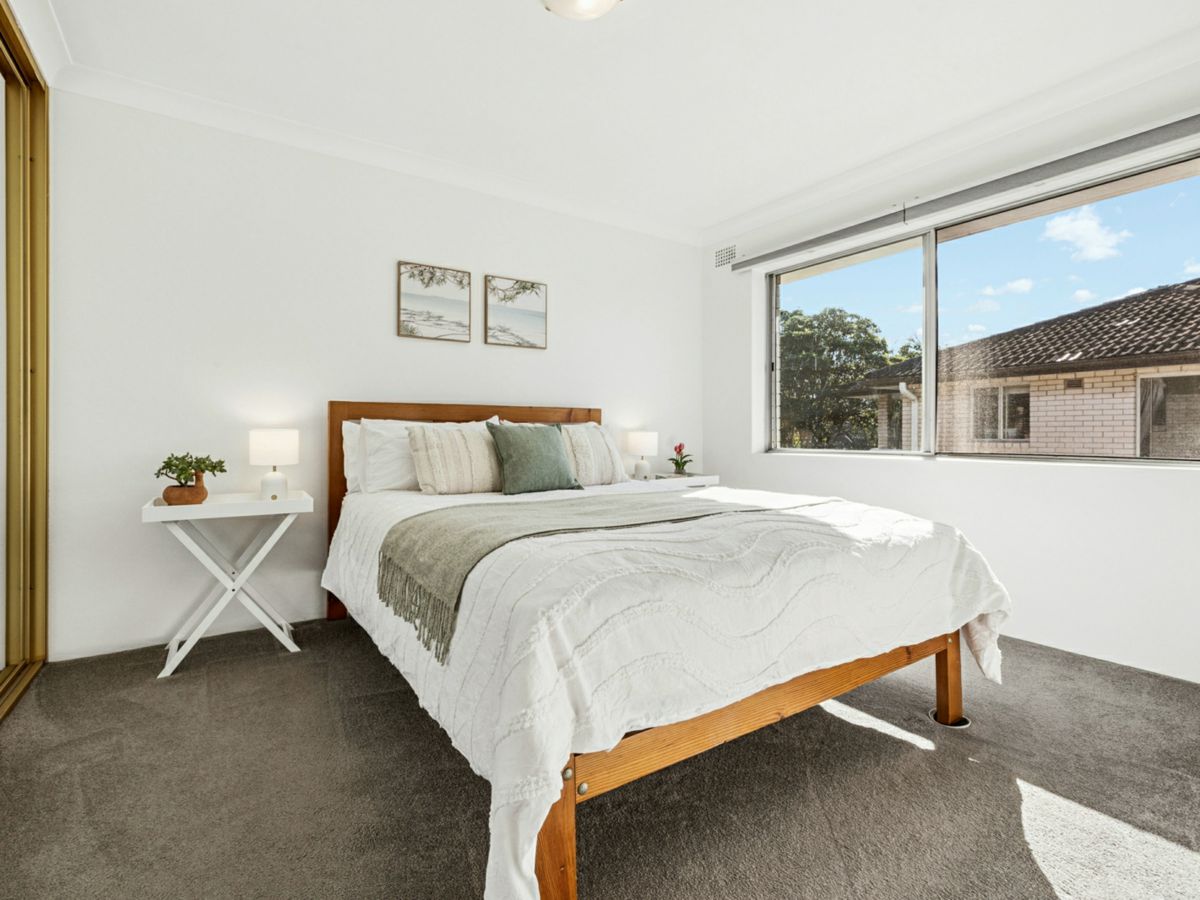 24/14 St Andrews Place, Cronulla - image 2