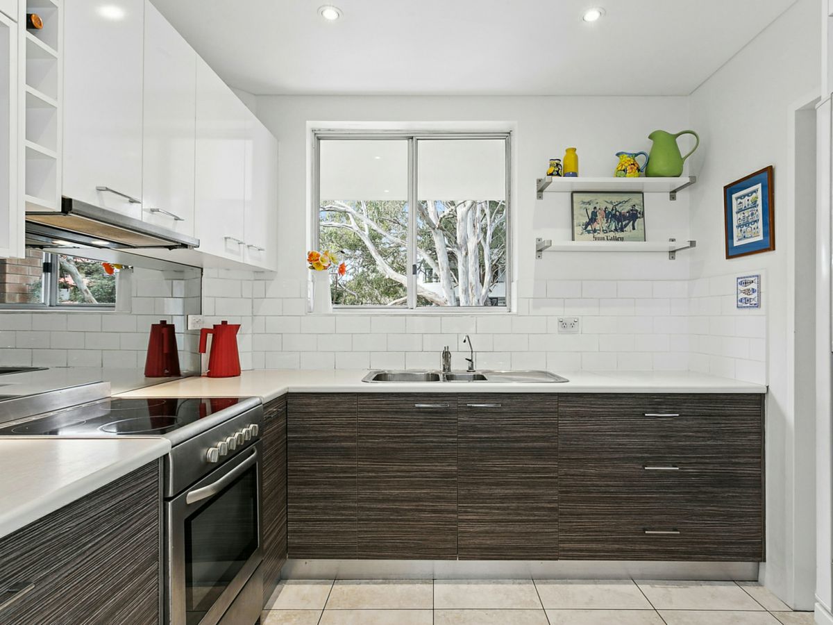 7/9 Clyde Avenue, Cronulla - image 2