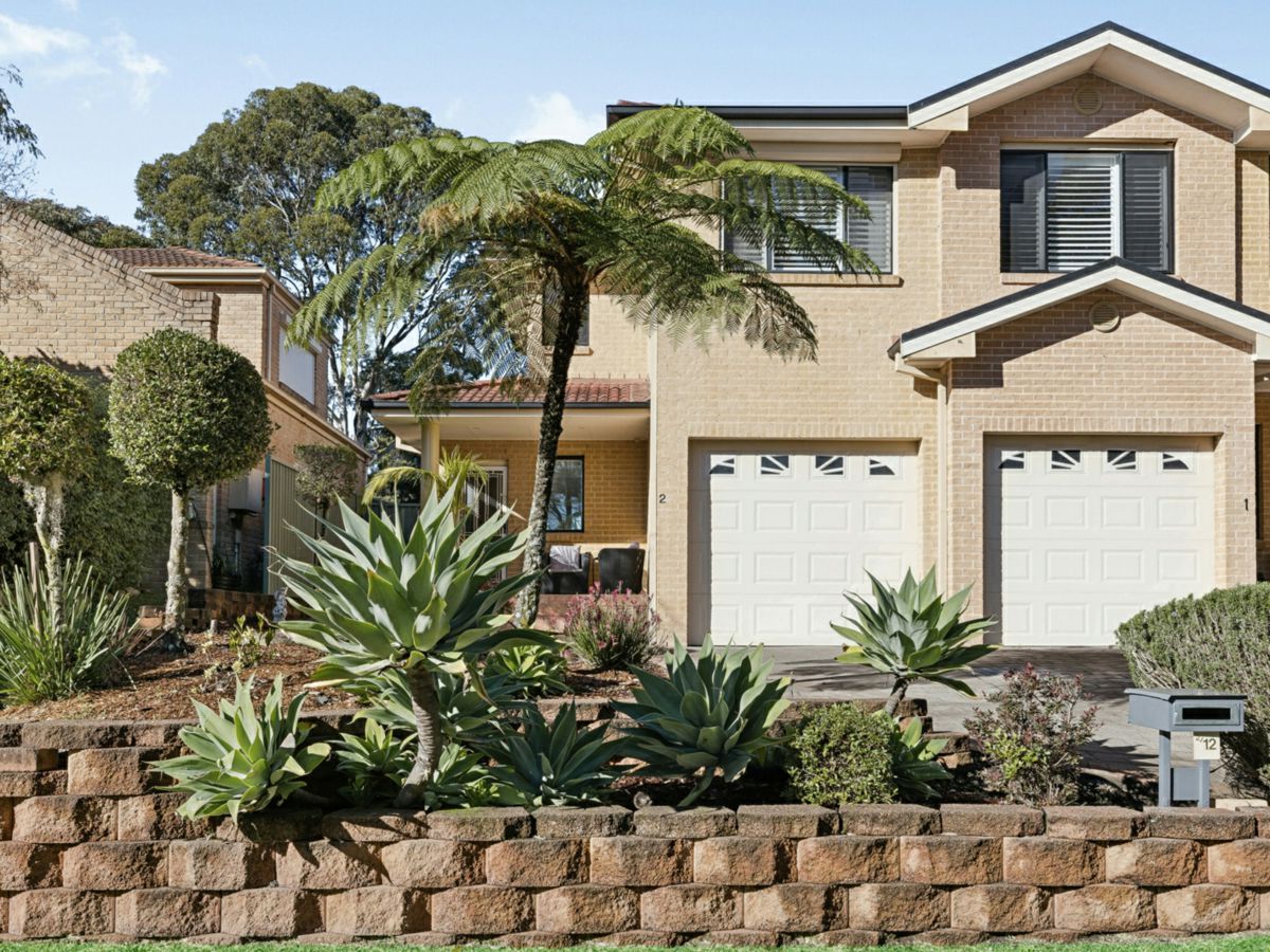 2/12 Yarra Vista Court, Yarrawarrah - image 1