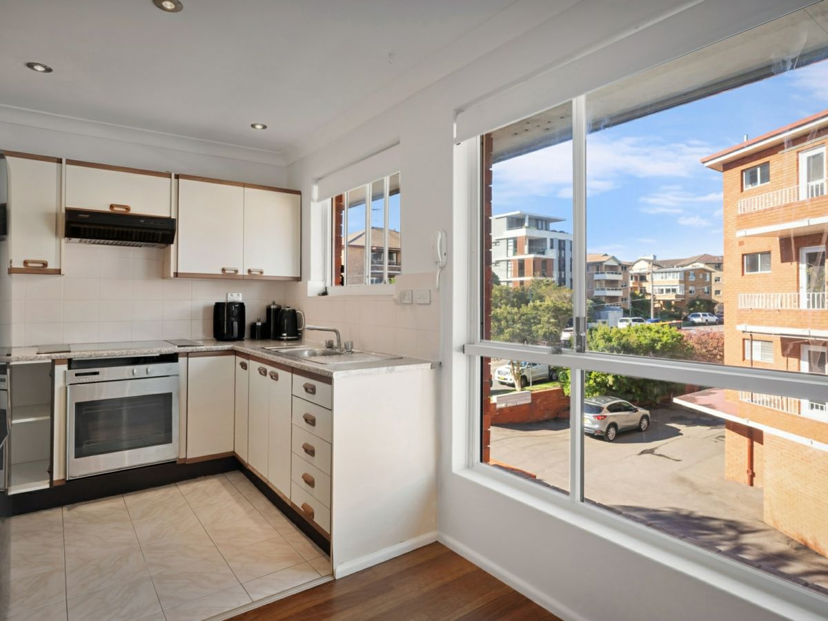 13/20 Waratah Street, Cronulla - image 3