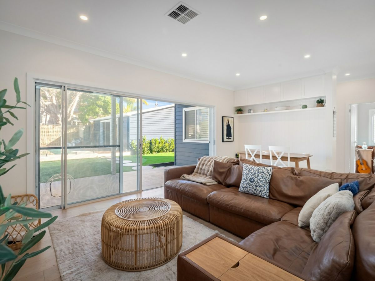8 High Street, Cronulla - image 1