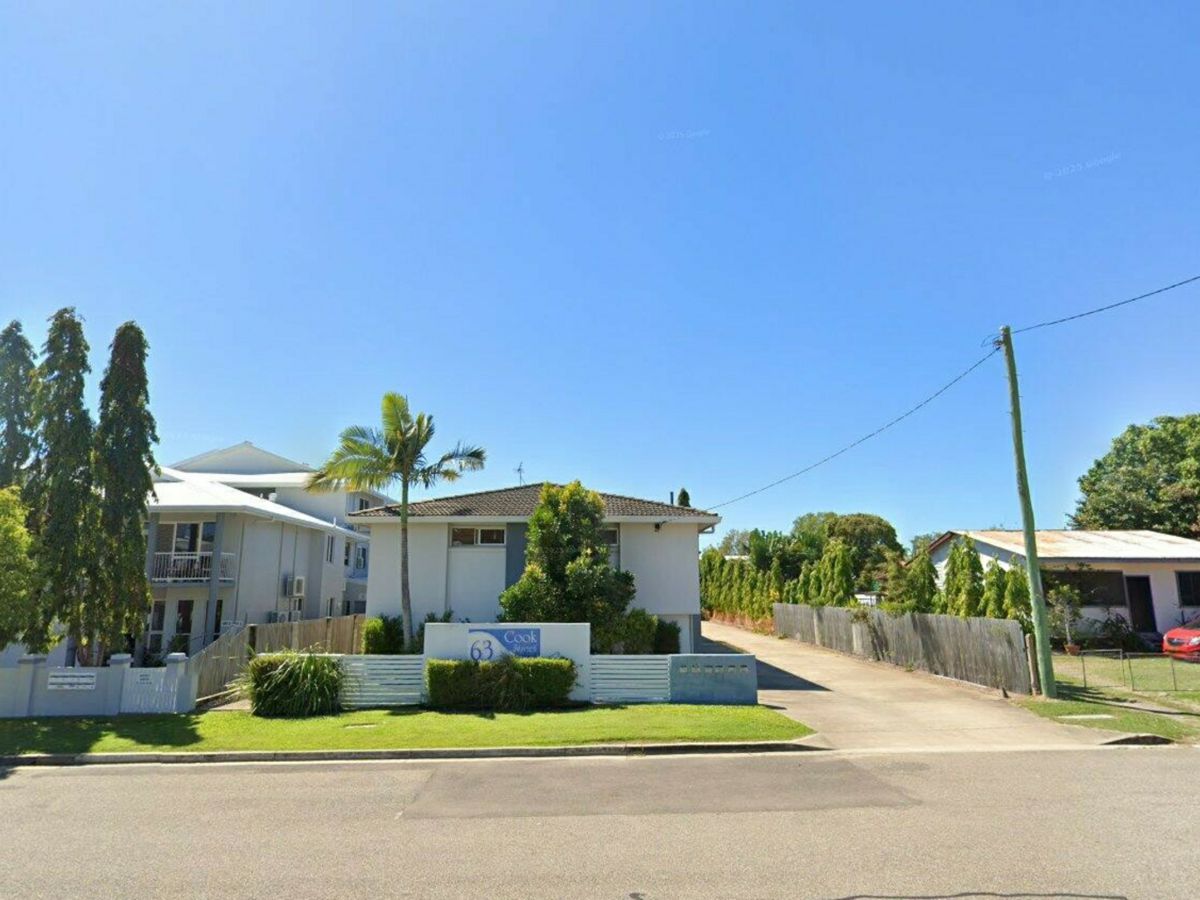 1/63 Cook Street, North Ward - image 2