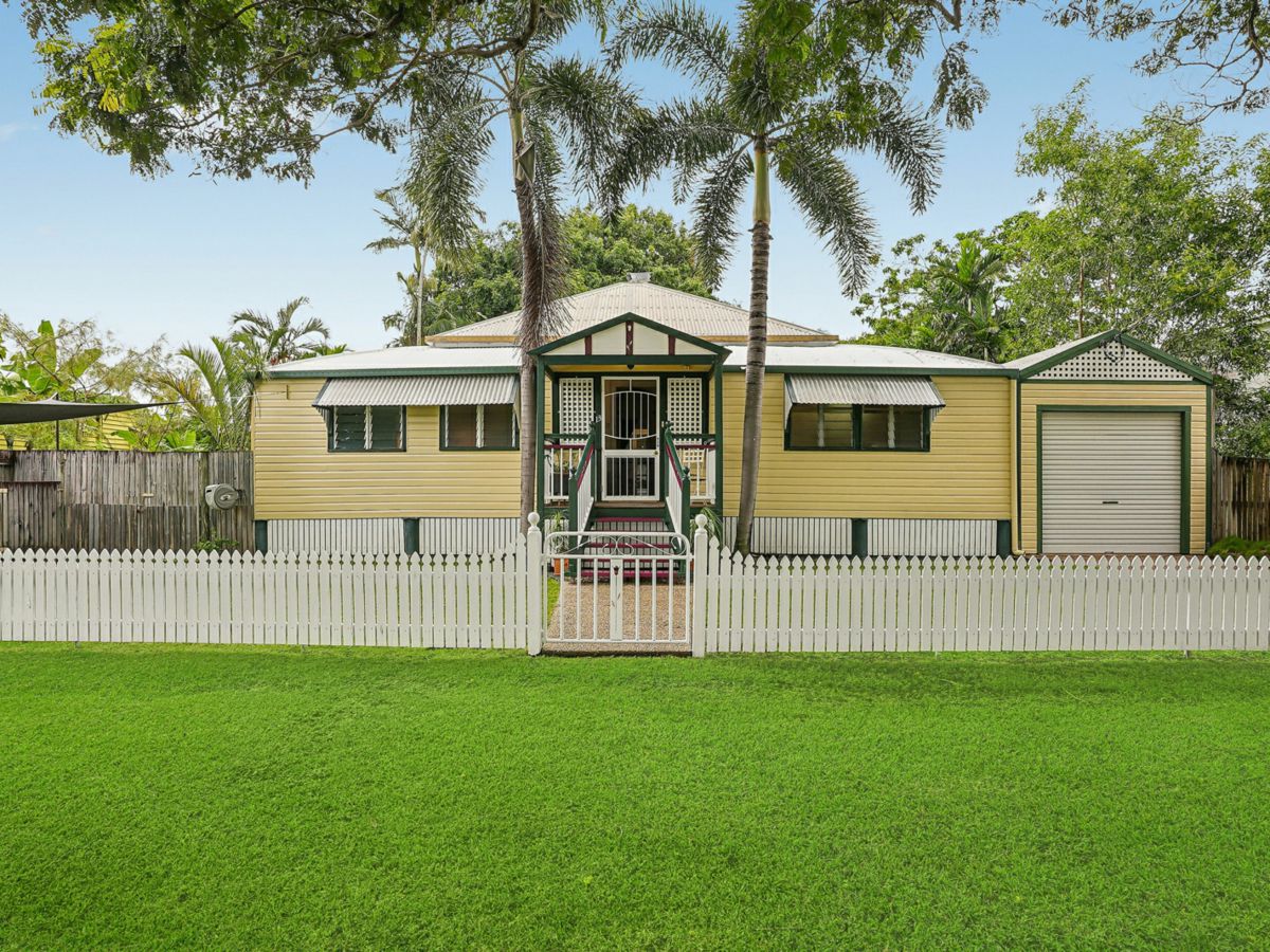 13 Third Street, Railway Estate - image 1