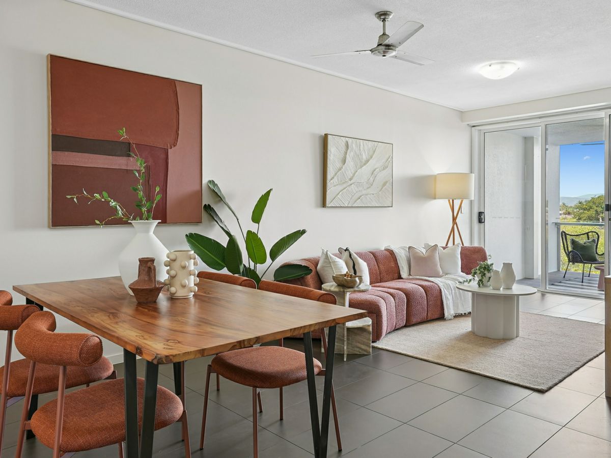 12/2 Kingsway Place, Townsville City - image 2