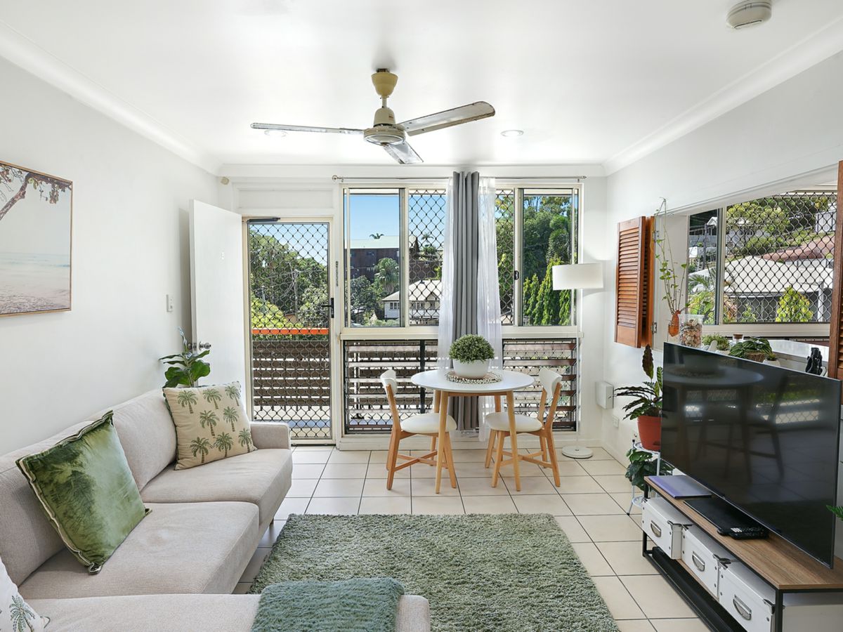 5/300 Stanley Street, North Ward - image 3